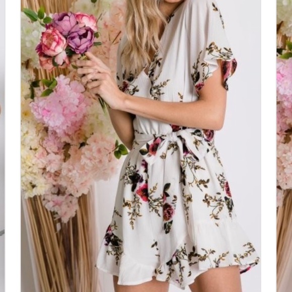 ✨LAST ONE!✨ The Maeven Romper - Picture 6 of 8